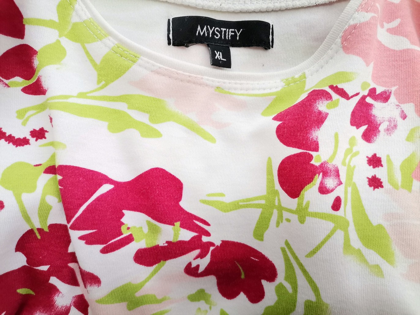 Mystify Stl XL Färg Rosa Rund urringning Blus Kortärmad Material Bomull 100%