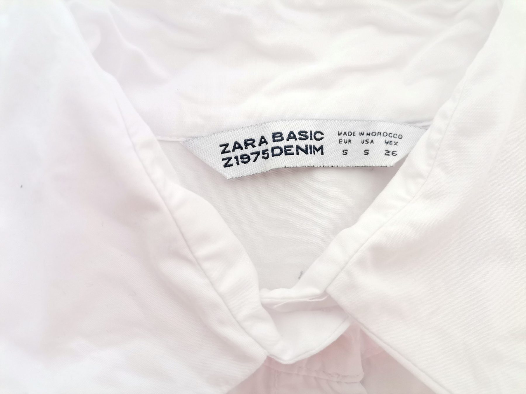 ZARA BASIC Stl S Färg Vit Krage Knäppt Blus Kortärmad Material Bomull 100%