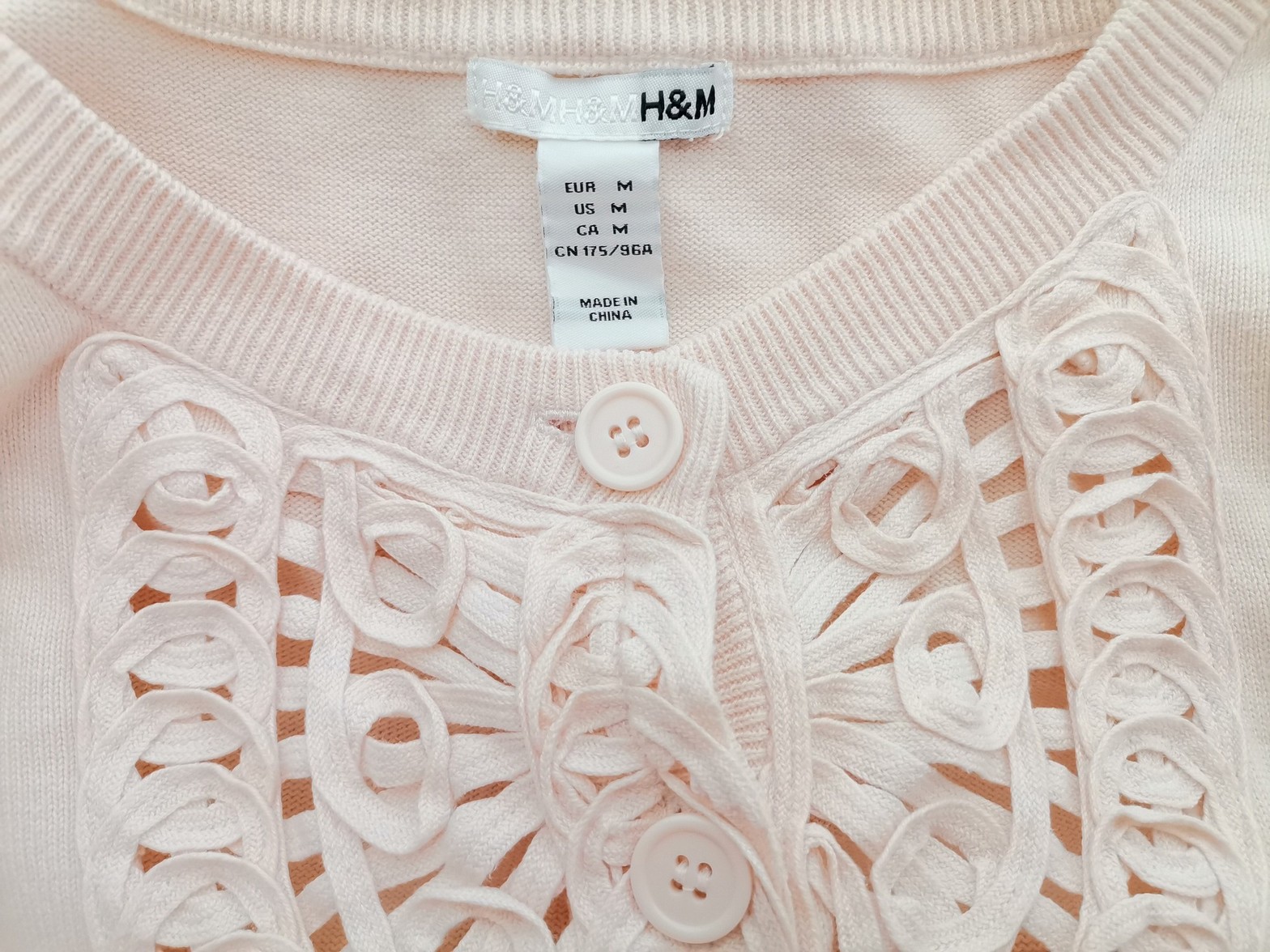 H&m Stl M Färg Elfenben Rund urringning Knäppt kofta ärm 3/4 Material Bomull 100% Finstickat