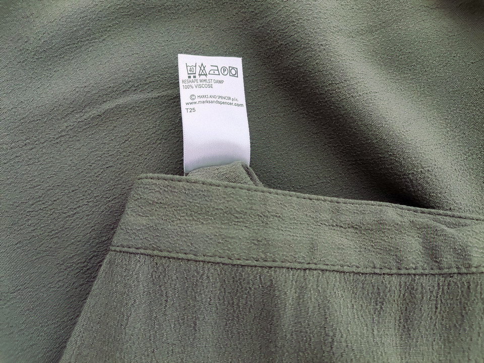 Marks&spencer Stl 16 (44) Färg Khaki Eleganta Byxor Material Viskos 100%