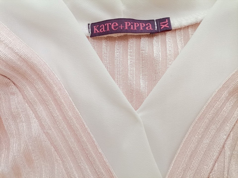 Kate + Pippa Stl XL Färg Pudrig Rosa Ränder Krage Blus Långärmad