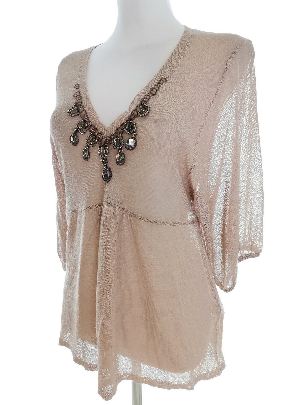 PERUZZI ITALY Stl 40 Färg Beige V-ringning Blus ärm 3/4 Material Viskos