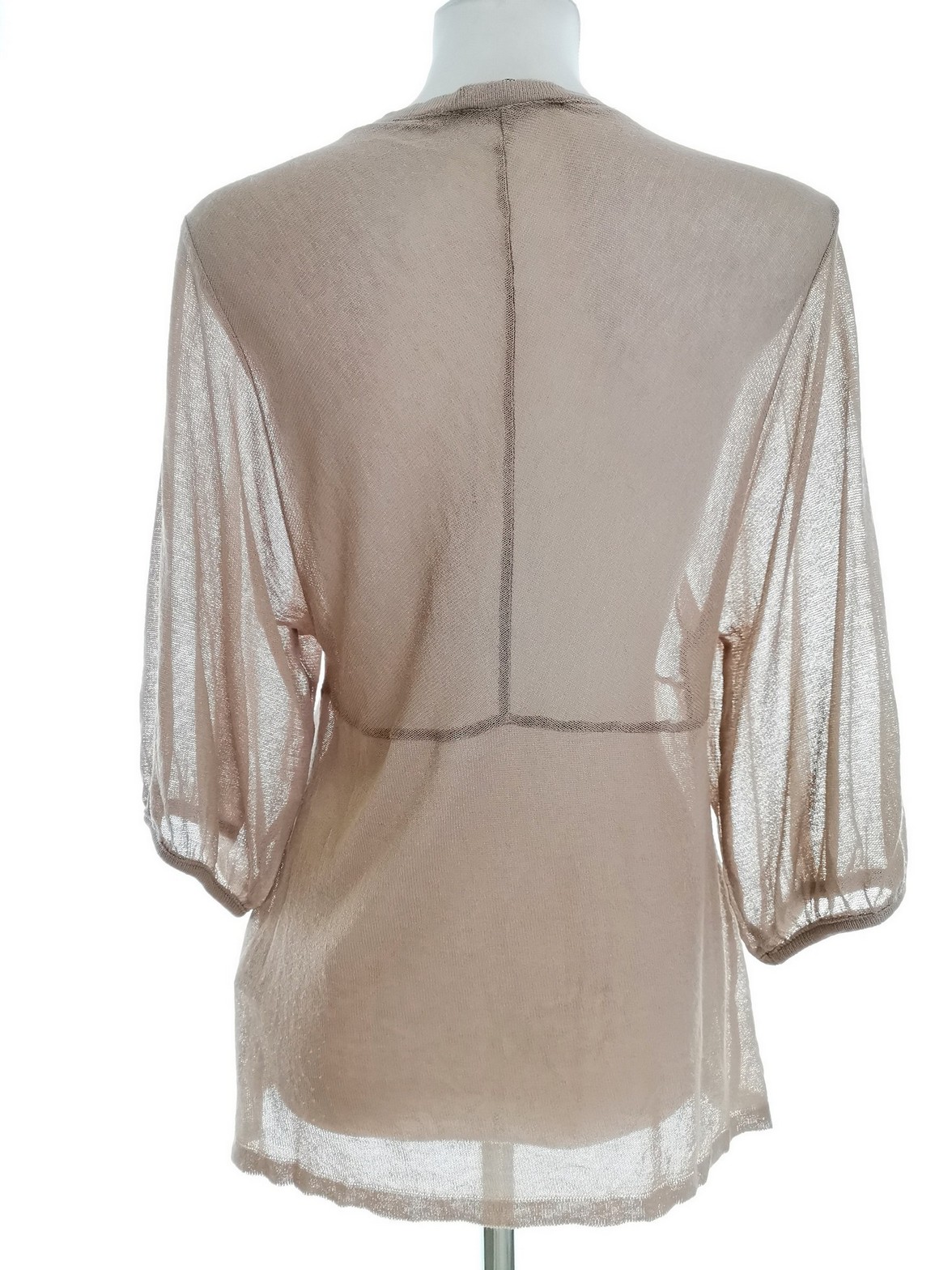 PERUZZI ITALY Stl 40 Färg Beige V-ringning Blus ärm 3/4 Material Viskos