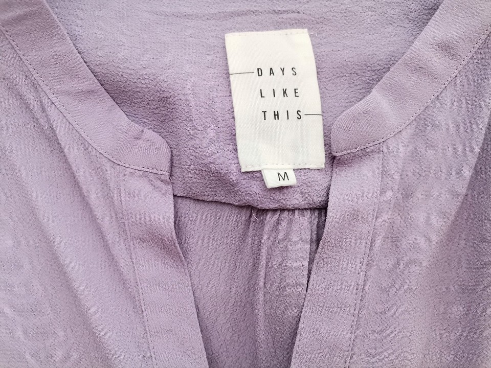 DAYS LIKE THIS Stl M Färg Lavendel Split Crew Neck Popover Blus Knappar Långärmad