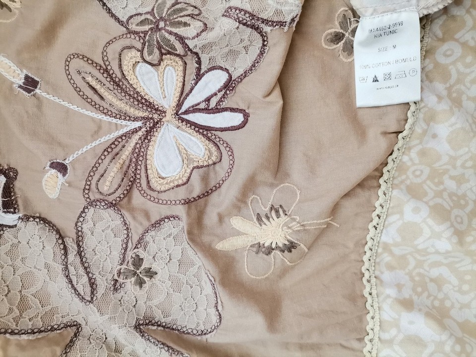 MAPP Stl M Färg Beige Rund urringning A-linje Klänning Kortärmad Knälängd Material Bomull 100%