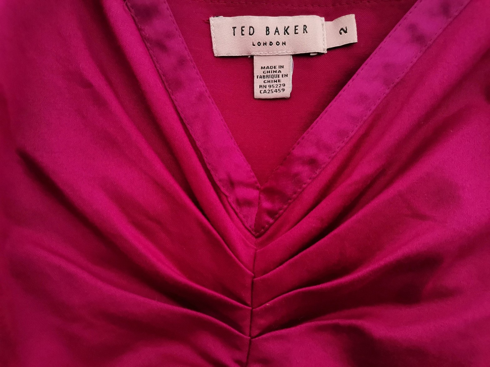 Ted Baker Stl 2 (38) Färg Fuchsia V-ringning Raka Klänningen Kortärmad Midi Material Bomull