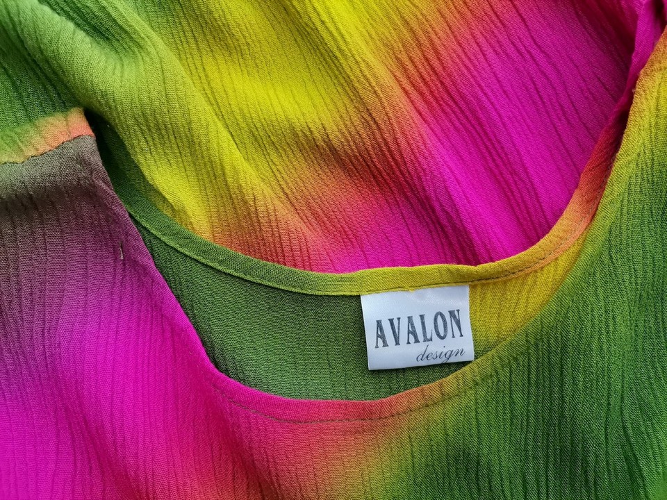 Avalon design Stl 38/40 Färg Grön Rund urringning Tunika blus Ärmlös Material Viskos 100%