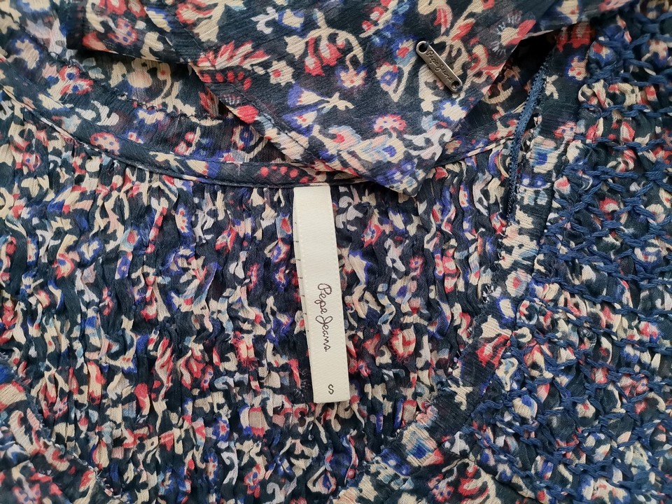 Pepe jeans Stl S Färg Blå Floral Blad V-ringning Blus Kortärmad