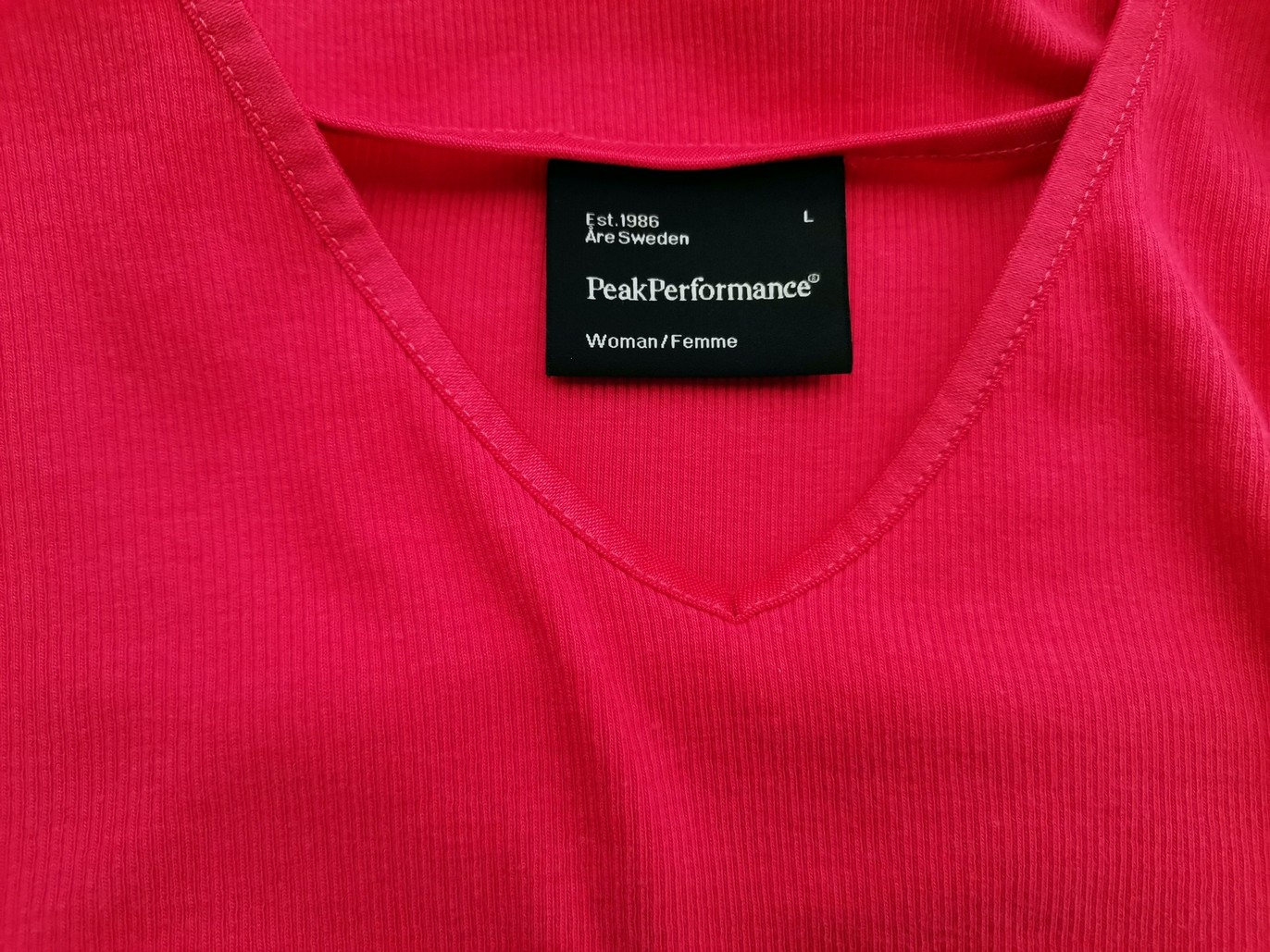 Peak performance Stl L Färg Rosa V-ringning Tunika blus ärm 3/4 Material Modal