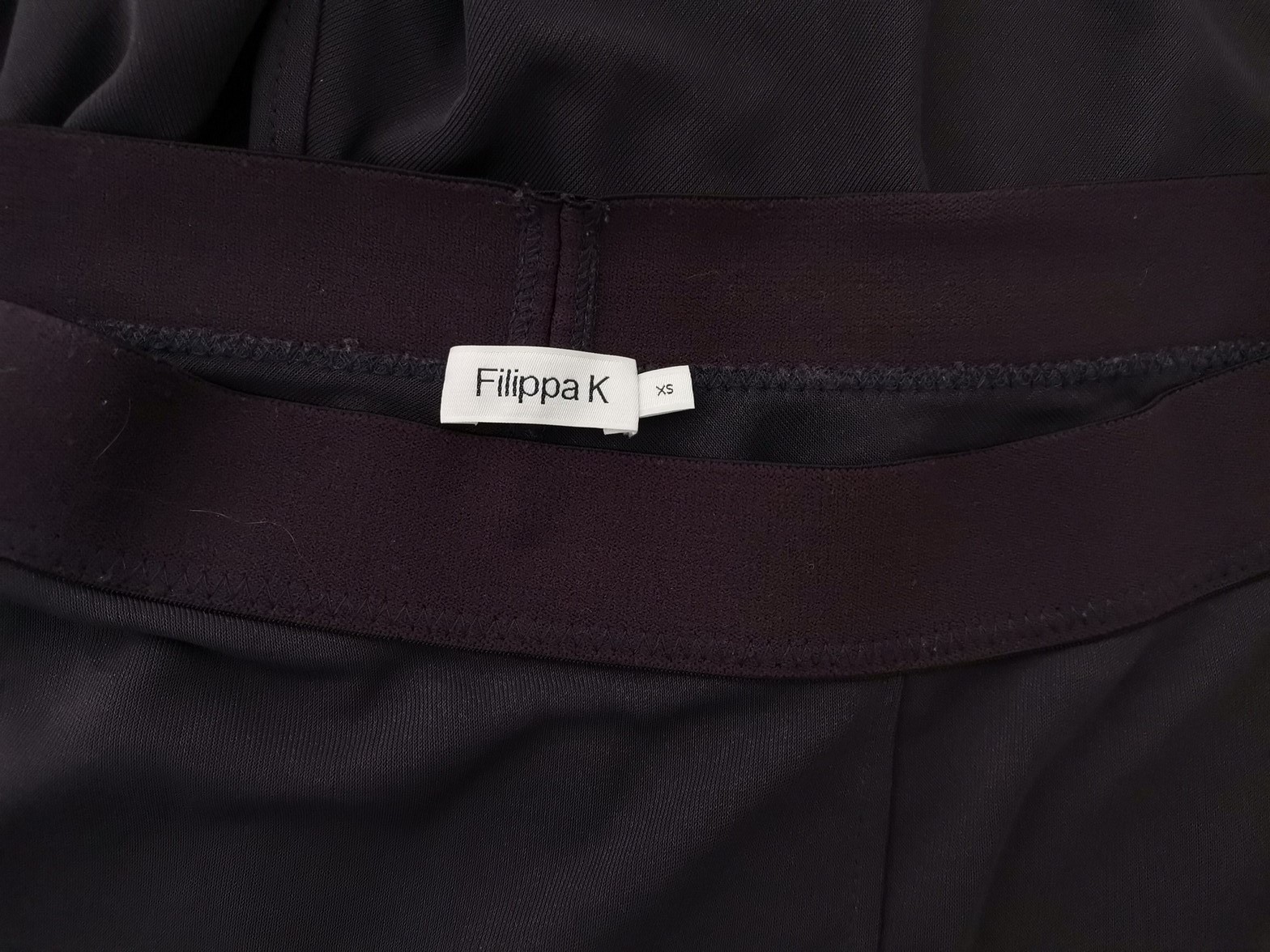 Filippa k Stl XS Färg Lila A-linjekjol Knälängd