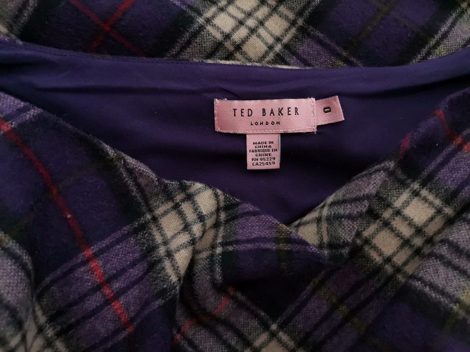 Ted Baker Stl 0 (34) Färg Lila Rutigt Rund urringning Penn Klänning Ärmlös Knälängd Material Ull