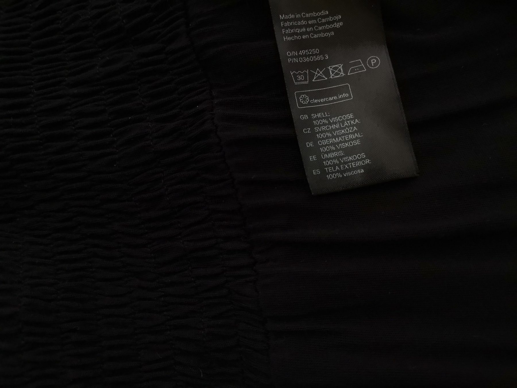 H&m Stl M Färg Svart Kvadratisk urringning A-linje Klänning Kortärmad Knälängd Material Viskos 100%