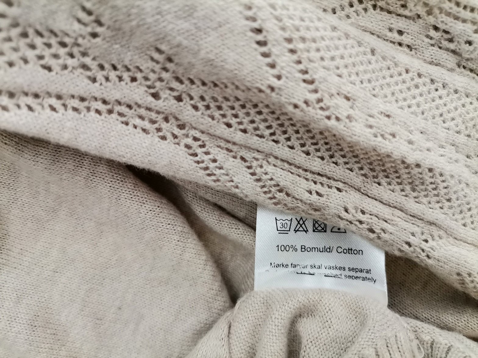 Free quent Stl XL Färg Beige V-ringning Knuten kofta Långärmad Material Bomull 100% Finstickat