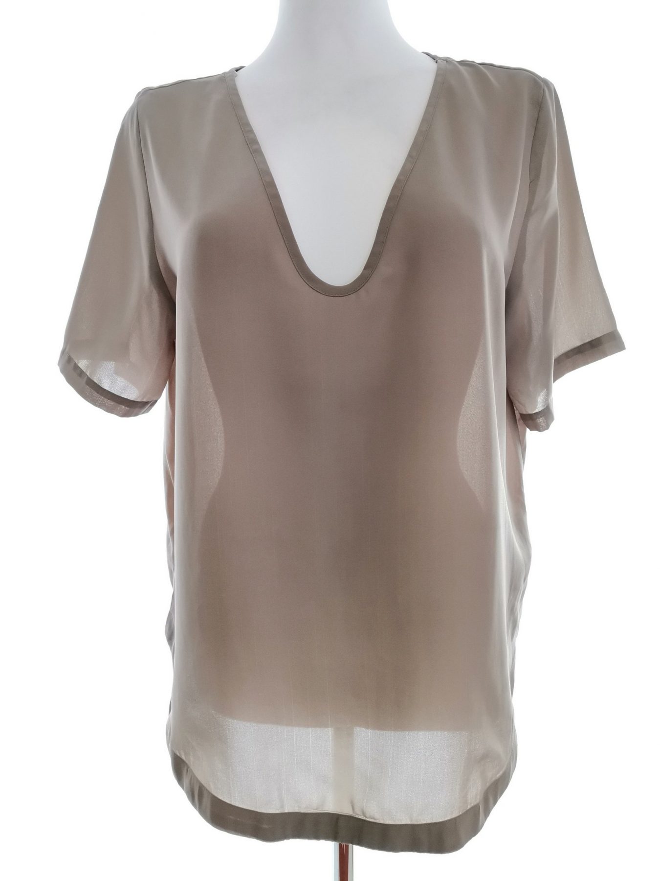 Ginatricot Stl 38 Färg Beige U-ringning Blus Kortärmad