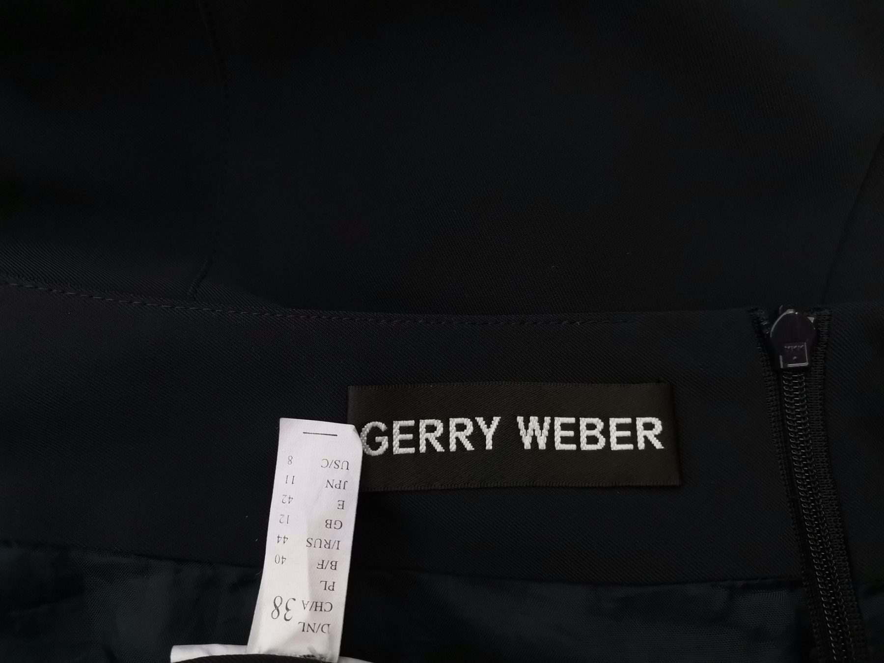 Gerry weber Stl 38 Färg Marinblå Rak och pennkjol Kjol Midi