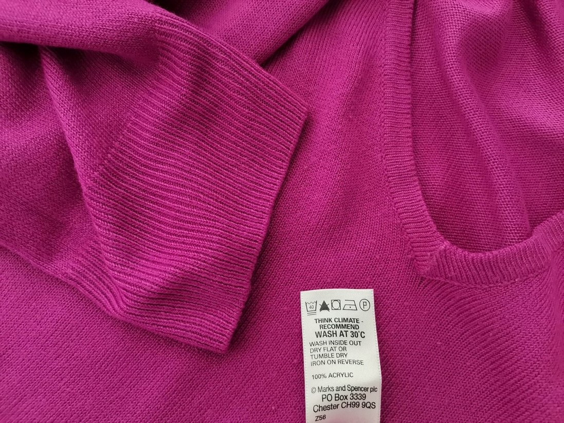 Marks&spencer Stl 22 (50) Färg Fuchsia V-ringning Tunika blus Långärmad Material Akryl 100%