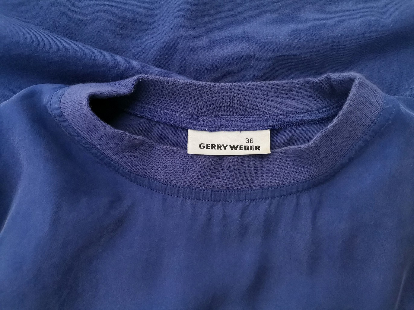 Gerry weber Stl 36 Färg Blå Rund hals Tunika blus Kortärmad