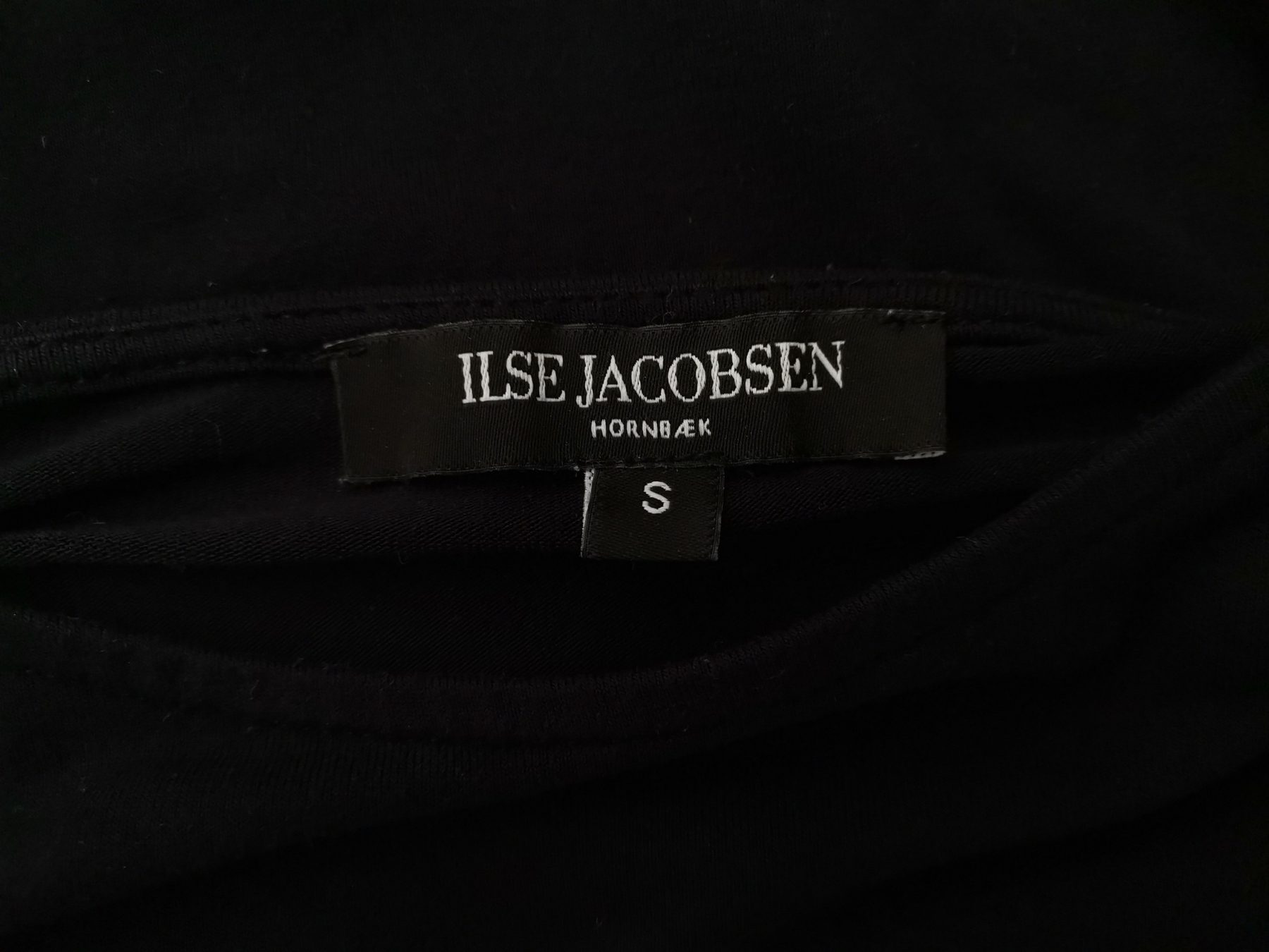 Ilse Jacobsen Stl S Färg Svart Båtringning Stickad Klänning Långärmad Midi Material Viskos