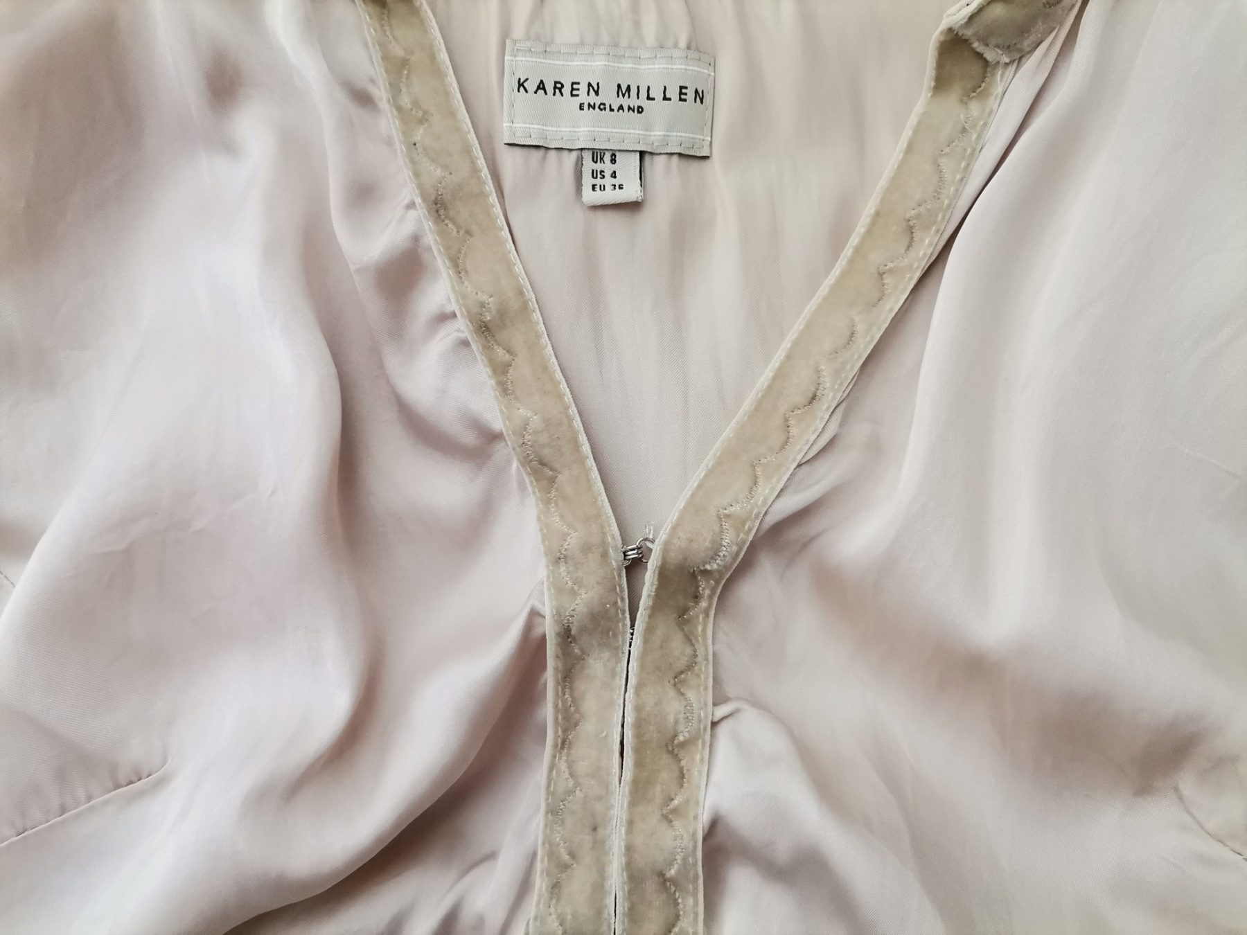 Karen MILLEN Stl 8 (36) Färg Pärla Split Crew Neck Blus Kortärmad