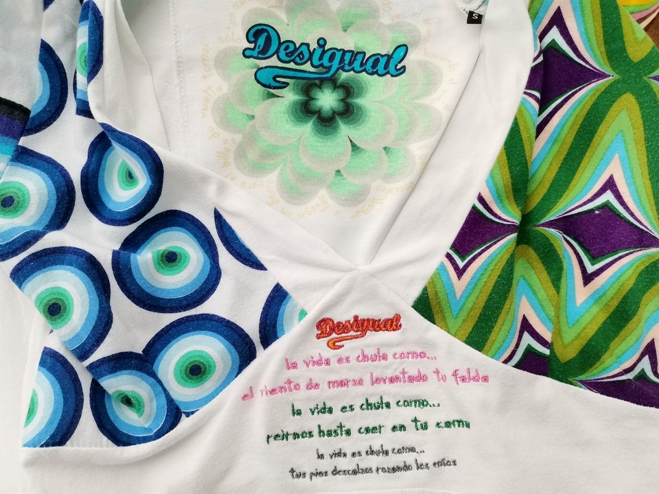 DESIGUAL Stl S Färg Vit V-ringning A-linje Klänning Kortärmad Knälängd Material Bomull 100%