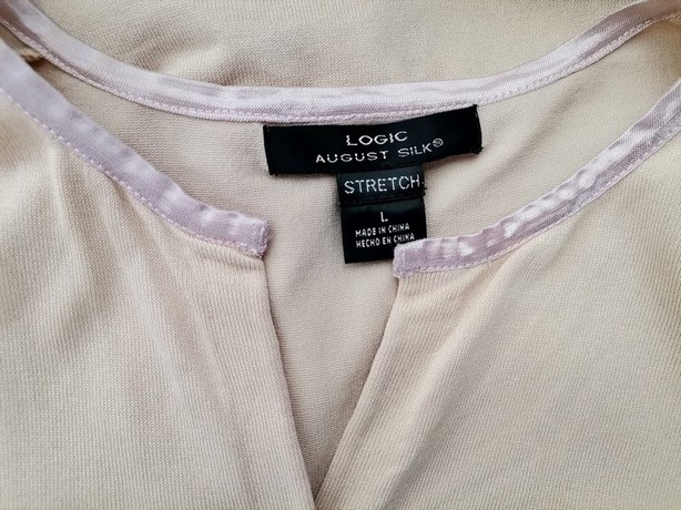 AUGUST SILK Stl L Färg Beige Split Crew Neck Knäppt kofta ärm 3/4 Material Siden Finstickat