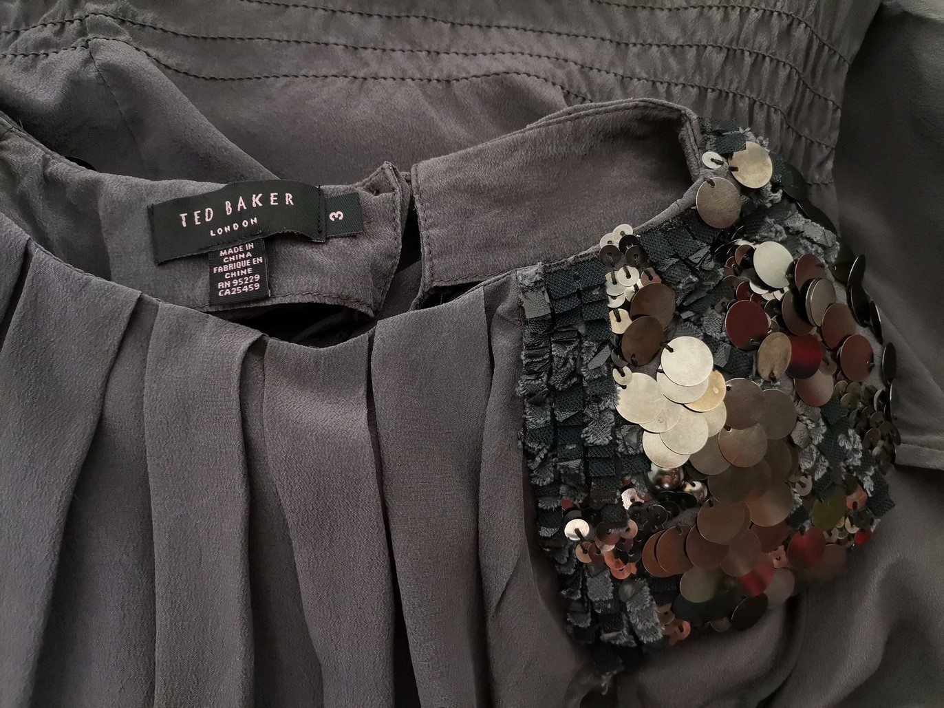 Ted Baker Stl 3 (48) Färg Grå Rund hals Skal Klänning Ärmlös Knälängd Material Siden 100%