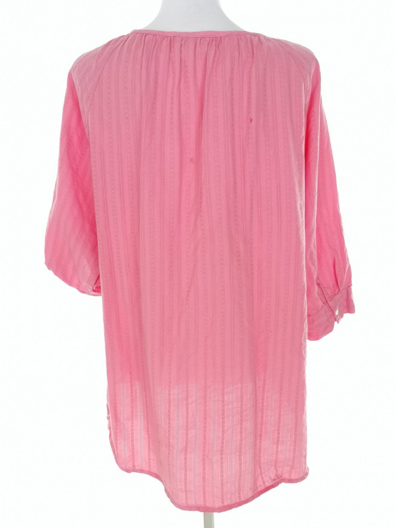 Isolde Stl 44 Färg Rosa Rund urringning Popover Blus Knappar ärm 3/4 Material Bomull 100%