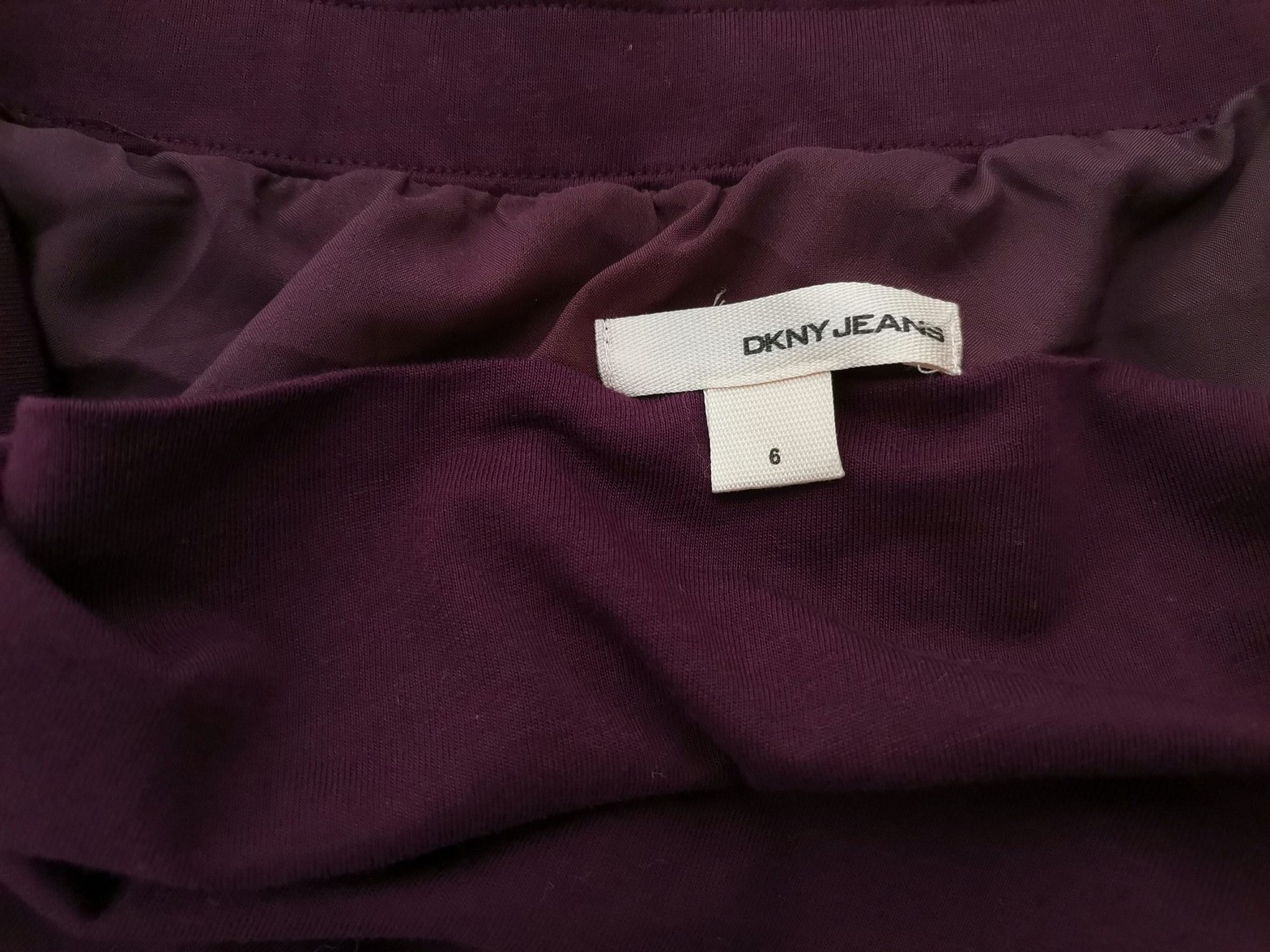 Dkny Jeans Stl 6 (34) Färg Purpur Utställd kjol Knälängd